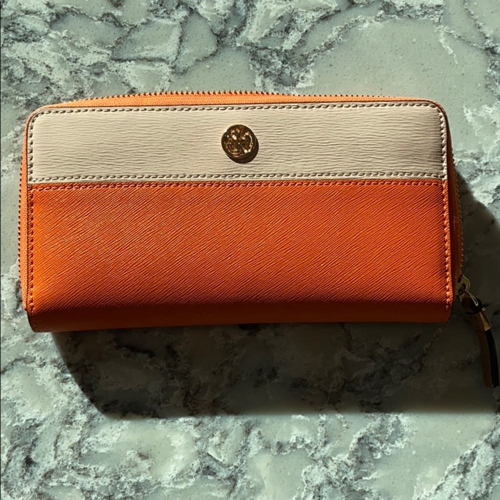 Tory Burch two-toned wallet